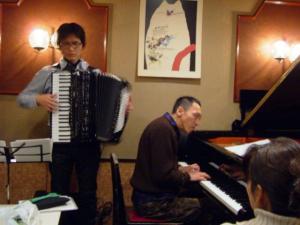 2010_02120003_640